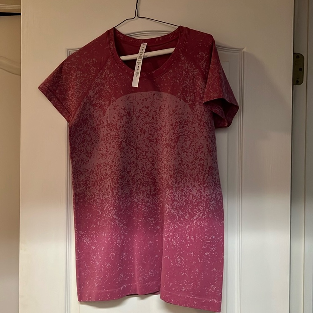 Lululemon work out top
